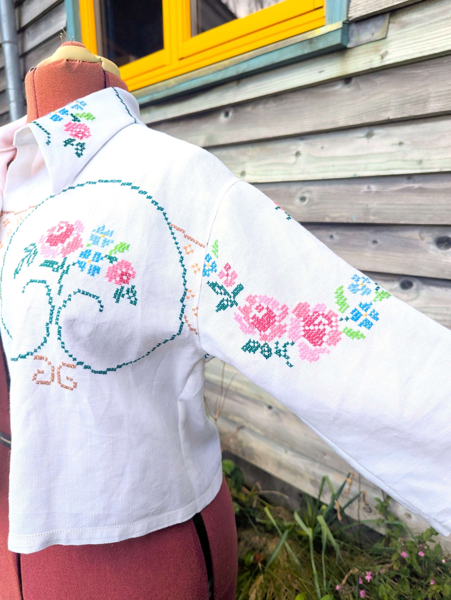 Stunning Cross Stitch Overshirt Small