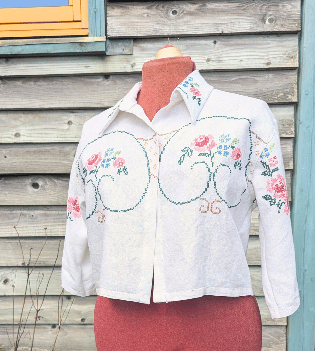 Stunning Cross Stitch Overshirt Small