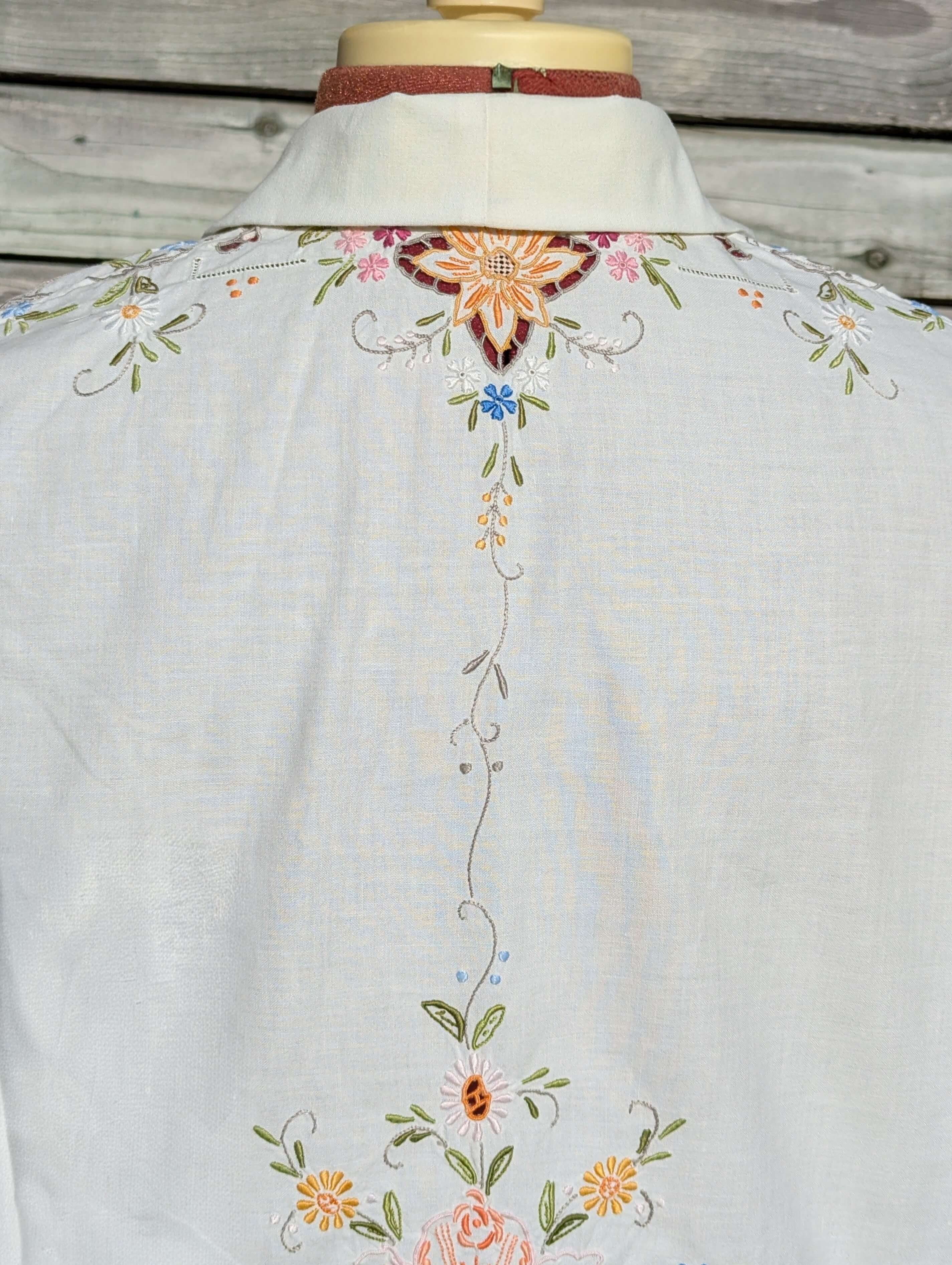 Long sleeved cotton embroidered shirt Large