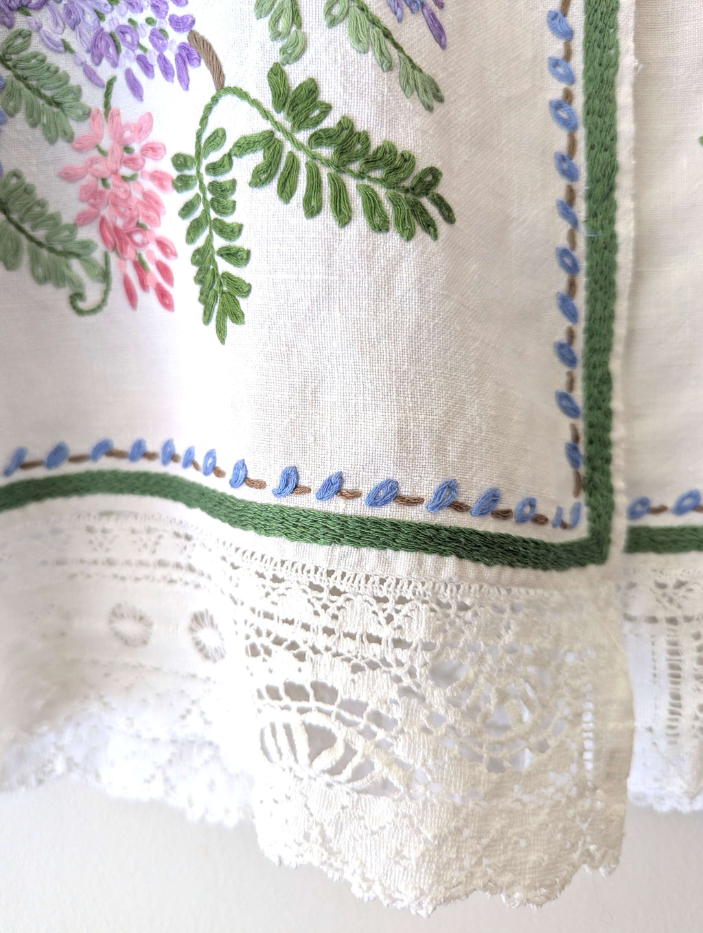 Wisteria Embroidered Linen Shirt Large